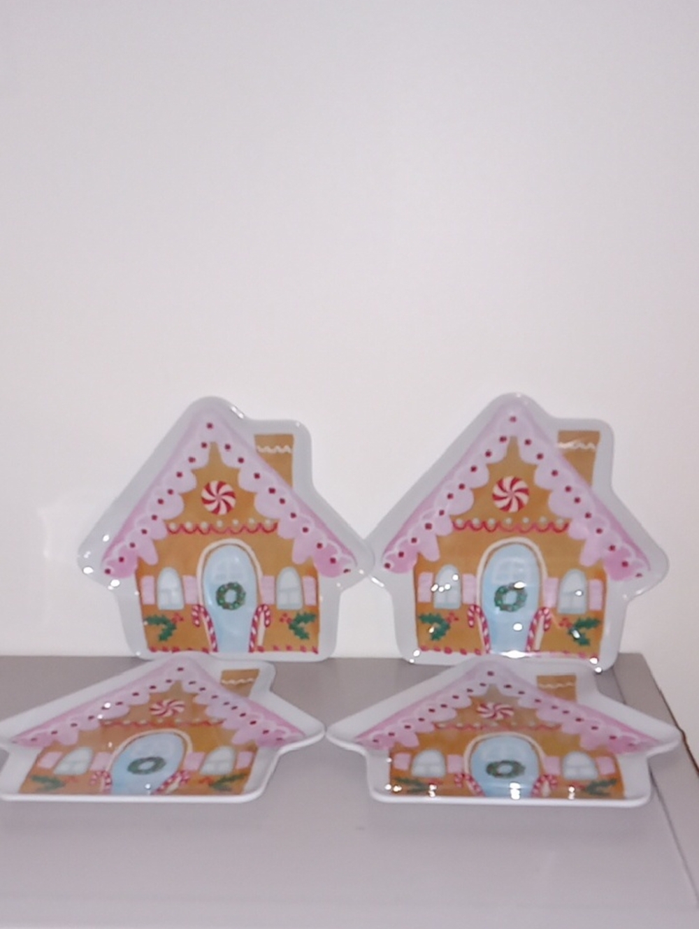 Cupcakes And Cashmere Gingerbread Appetizer Plates NWOTS